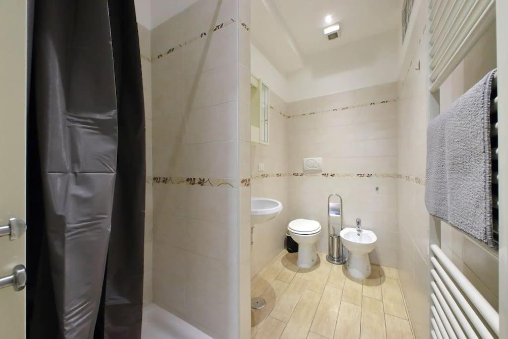 Vatican Flat Spacious Cozy With Court Рим Екстер'єр фото