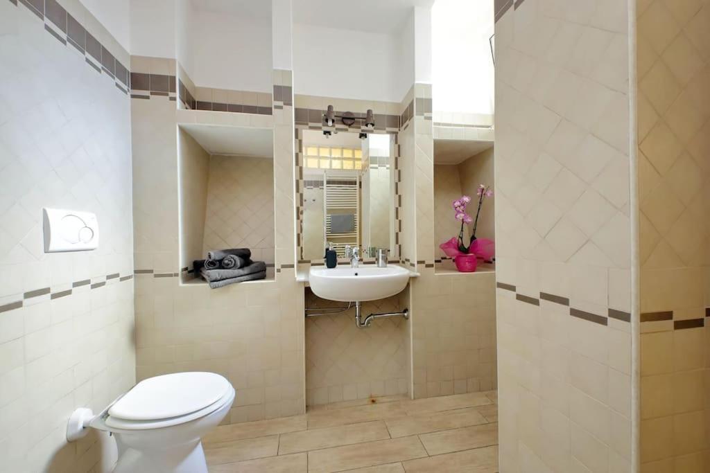 Vatican Flat Spacious Cozy With Court Рим Екстер'єр фото