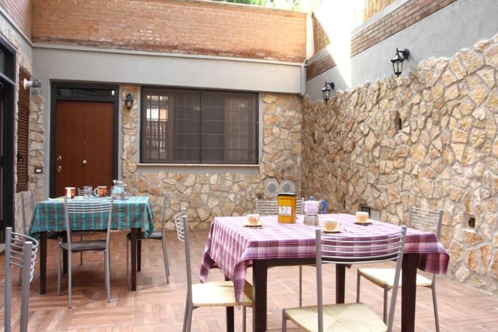 Vatican Flat Spacious Cozy With Court Рим Екстер'єр фото